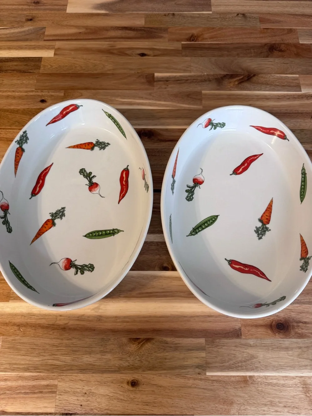 Cordon Bleu BIA - 2 Oval Ceramic Baking Dishes 12” with Red & Green Vegetable